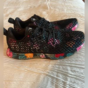 Nobull Mesh Floral Runners Sneakers Sz 8 Black Midnight Tropical Low Top Lace up